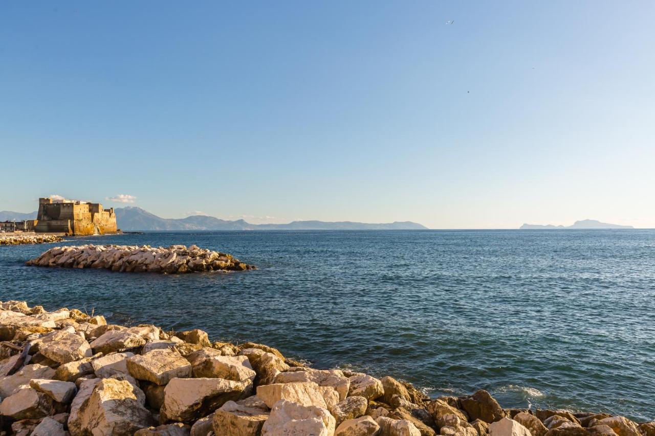 Parthenope'S Eye On The Seafront By Napoliapartments エクステリア 写真